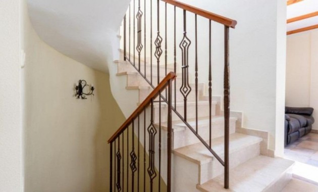 Herverkoop - Villa -
Orihuela Costa - PAU 8