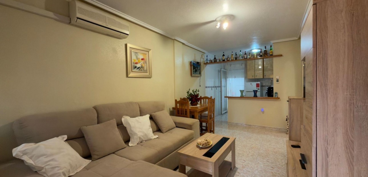 Herverkoop - Bungalow -
Orihuela Costa - Playa Flamenca Norte