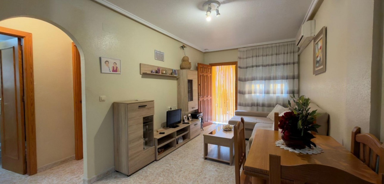 Herverkoop - Bungalow -
Orihuela Costa - Playa Flamenca Norte