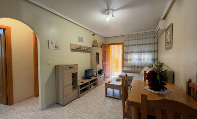 Herverkoop - Bungalow -
Orihuela Costa - Playa Flamenca Norte