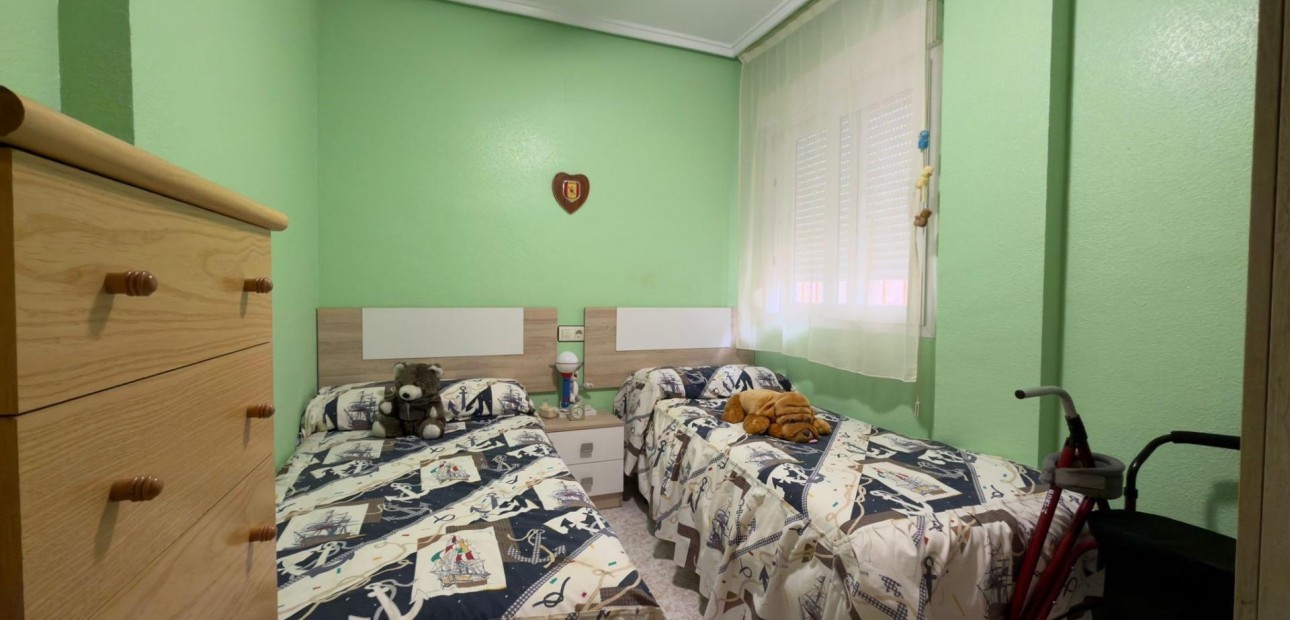 Herverkoop - Bungalow -
Orihuela Costa - Playa Flamenca Norte