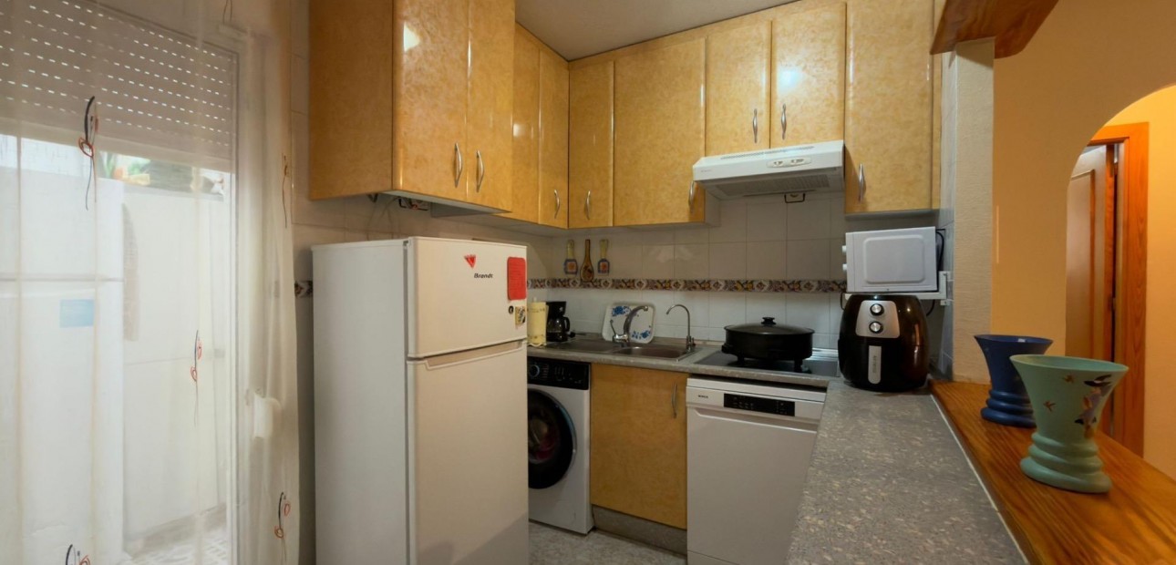 Herverkoop - Bungalow -
Orihuela Costa - Playa Flamenca Norte