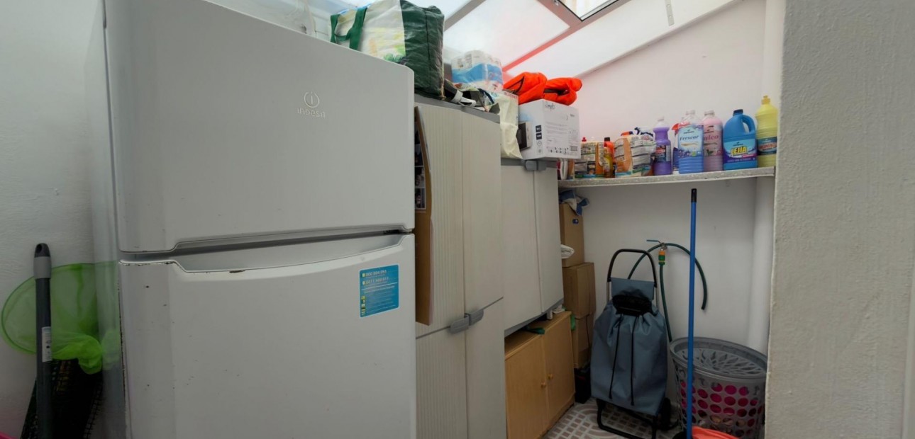 Herverkoop - Bungalow -
Orihuela Costa - Playa Flamenca Norte