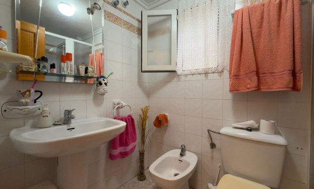 Herverkoop - Bungalow -
Orihuela Costa - Playa Flamenca Norte