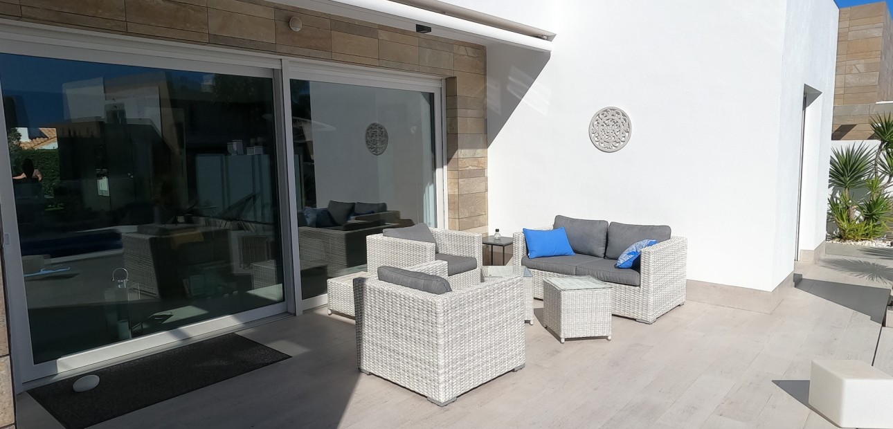 Herverkoop - Detached Villa -
Algorfa - La Finca Golf Resort