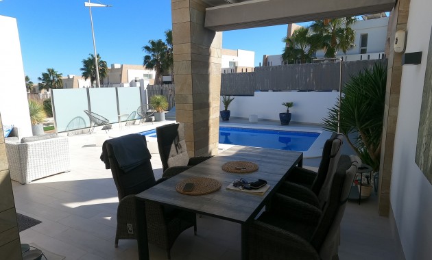 Herverkoop - Detached Villa -
Algorfa - La Finca Golf Resort