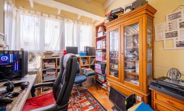 Herverkoop - Herenhuis -
Guardamar del Segura - El Moncayo