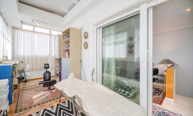 Herverkoop - Herenhuis -
Guardamar del Segura - El Moncayo