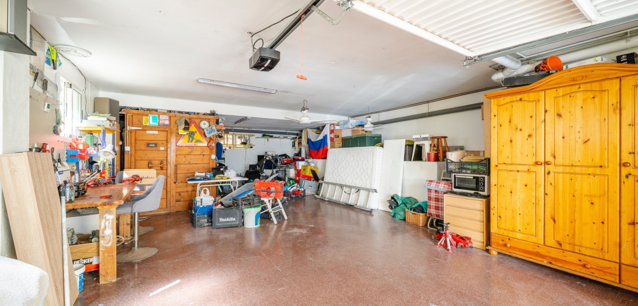 Herverkoop - Herenhuis -
Guardamar del Segura - El Moncayo