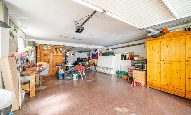 Herverkoop - Herenhuis -
Guardamar del Segura - El Moncayo