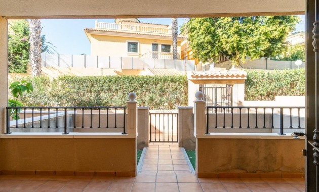Herverkoop - Bungalow -
Orihuela Costa - Villamartin