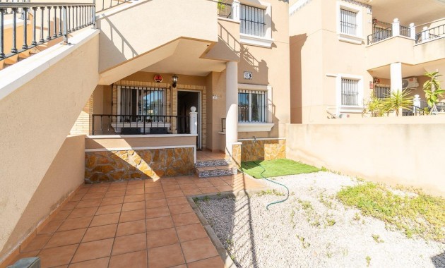Herverkoop - Bungalow -
Orihuela Costa - Villamartin