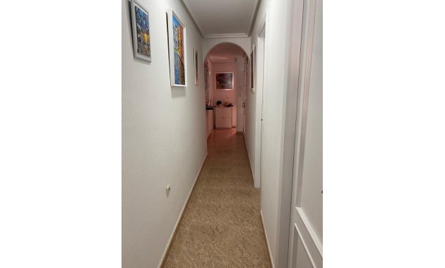 Herverkoop - Penthouse -
Torrevieja - Estacion de autobuses