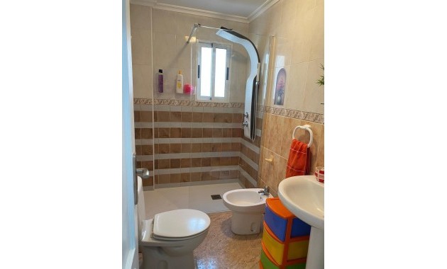 Herverkoop - Penthouse -
Torrevieja - Estacion de autobuses