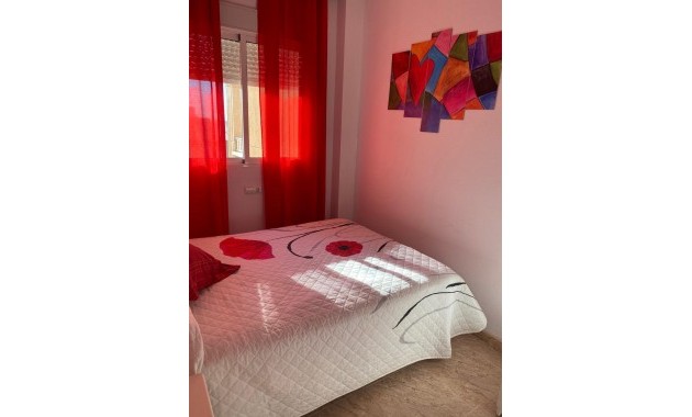 Herverkoop - Penthouse -
Torrevieja - Estacion de autobuses