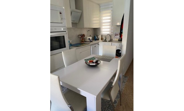 Herverkoop - Penthouse -
Torrevieja - Estacion de autobuses