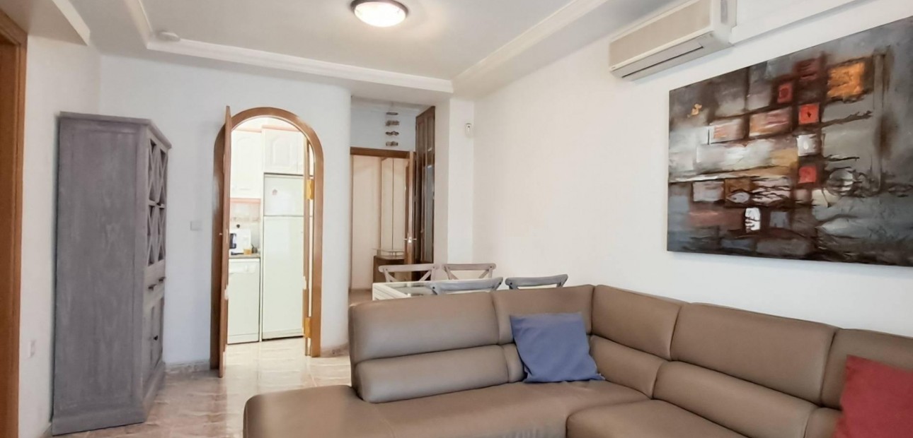 Herverkoop - Appartement / flat -
Torrevieja - Centro