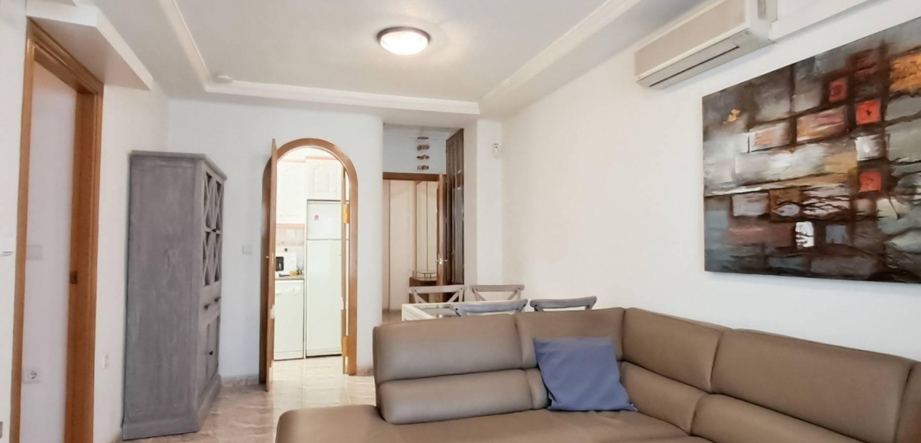 Herverkoop - Appartement / flat -
Torrevieja - Centro