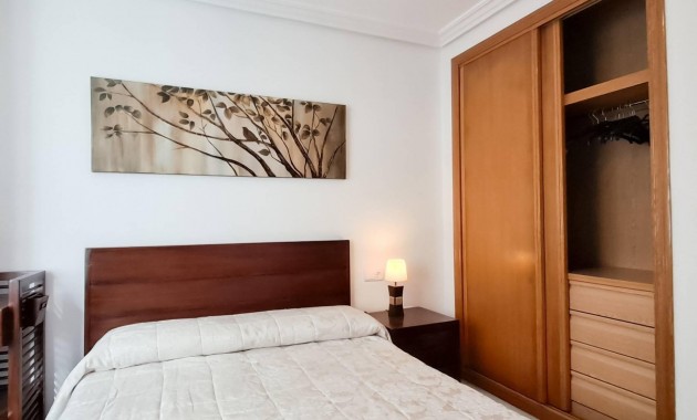 Herverkoop - Appartement / flat -
Torrevieja - Centro