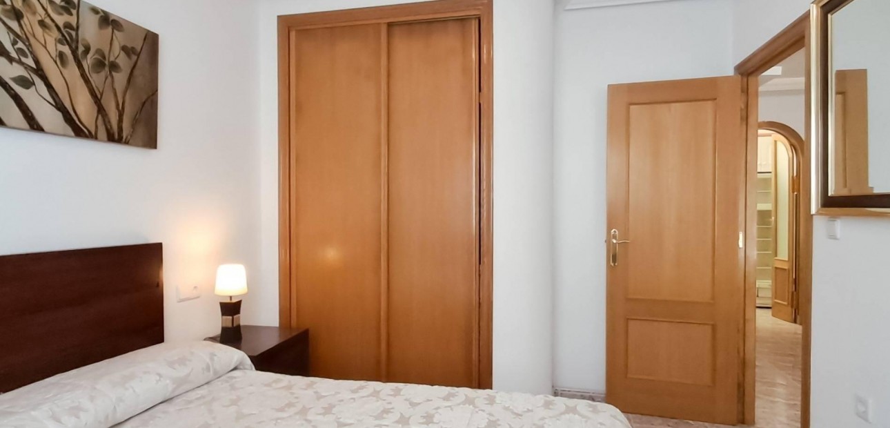 Herverkoop - Appartement / flat -
Torrevieja - Centro