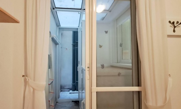 Herverkoop - Appartement / flat -
Torrevieja - Centro