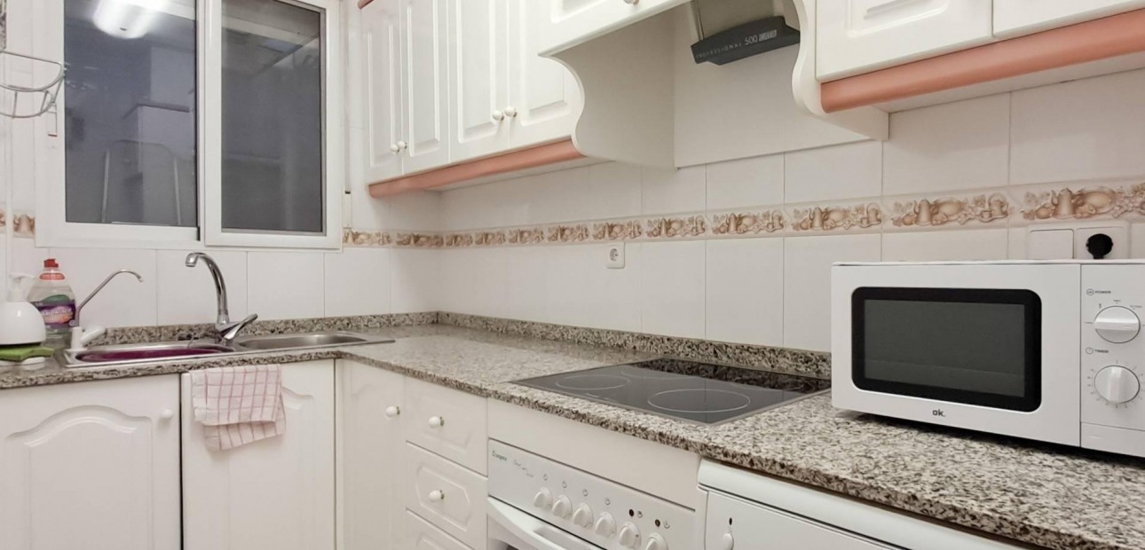 Herverkoop - Appartement / flat -
Torrevieja - Centro