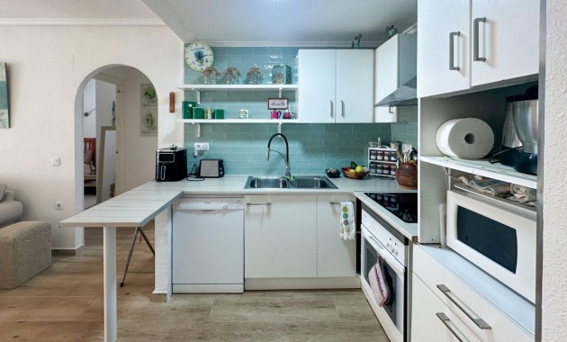 Sale - Apartment / flat -
Torrevieja - torrevieja