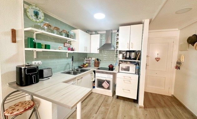 Sale - Apartment / flat -
Torrevieja - torrevieja