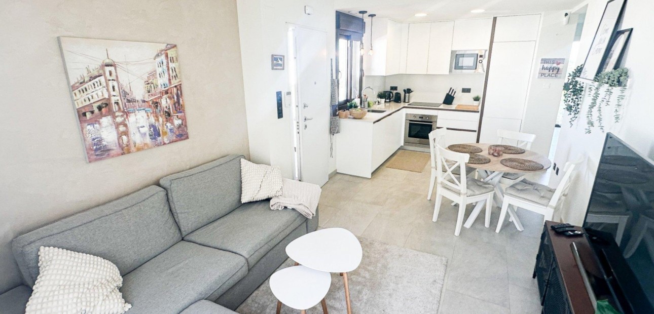 Herverkoop - Bungalow -
Torrevieja - Los balcones