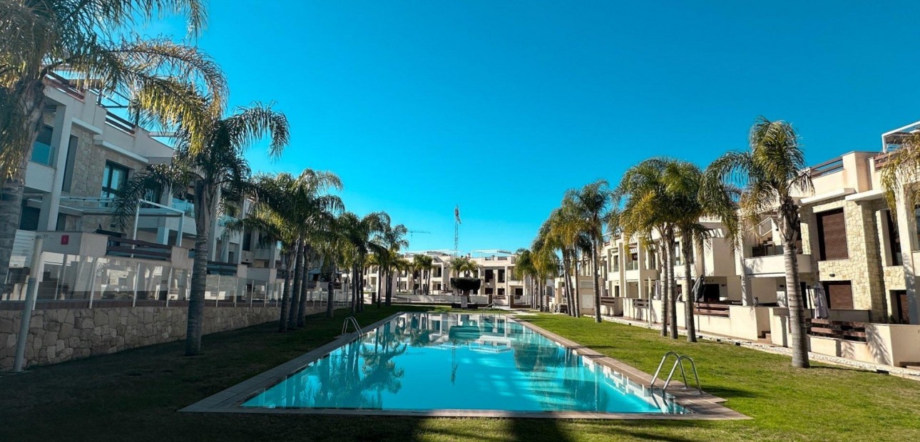 Herverkoop - Bungalow -
Torrevieja - Los balcones