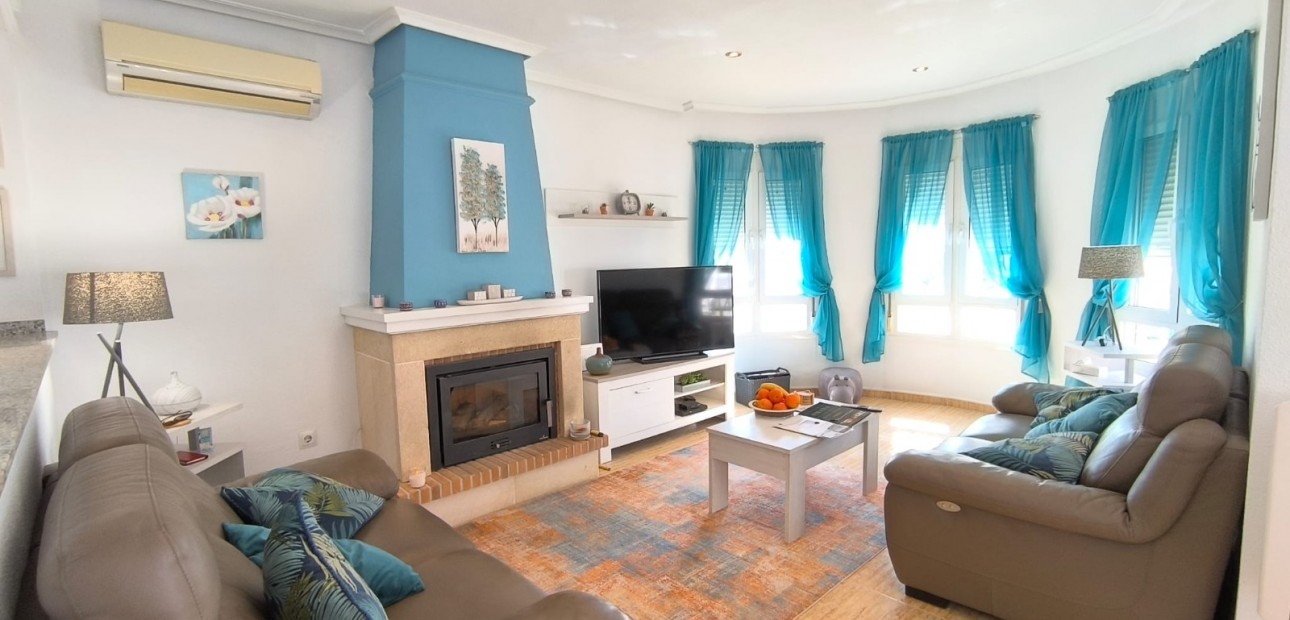 Herverkoop - Detached Villa -
Guardamar del Segura - El Raso