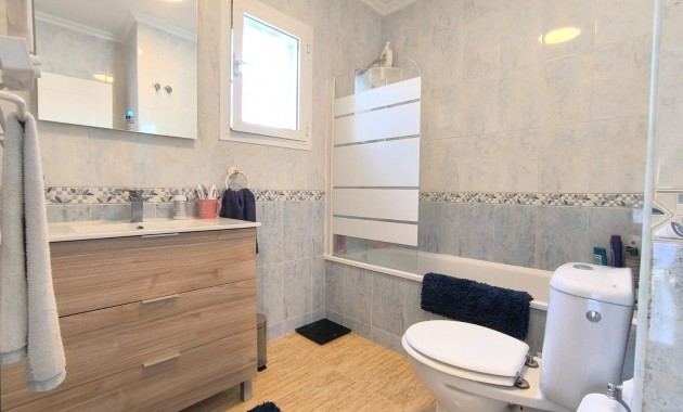 Herverkoop - Detached Villa -
Guardamar del Segura - El Raso