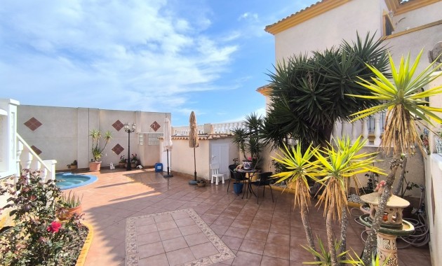 Herverkoop - Detached Villa -
Guardamar del Segura - El Raso