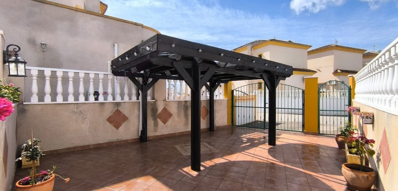 Herverkoop - Detached Villa -
Guardamar del Segura - El Raso