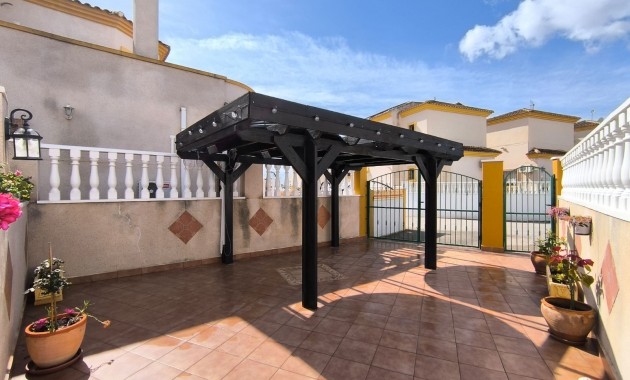 Herverkoop - Detached Villa -
Guardamar del Segura - El Raso