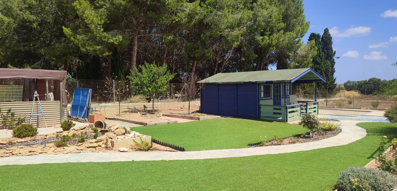 Herverkoop - Detached Villa -
Gea Y Truyols