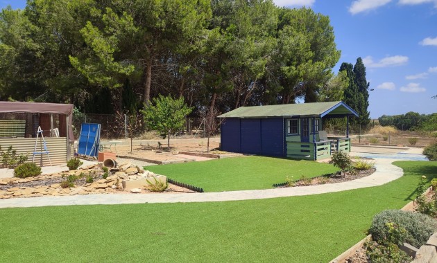 Herverkoop - Detached Villa -
Gea Y Truyols