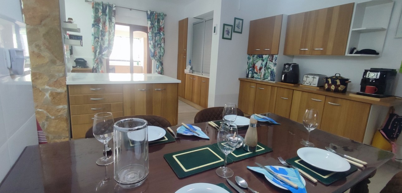 Herverkoop - Detached Villa -
Gea Y Truyols