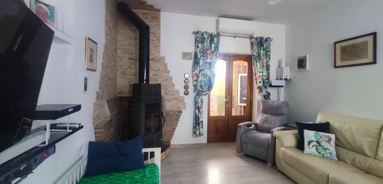 Herverkoop - Detached Villa -
Gea Y Truyols