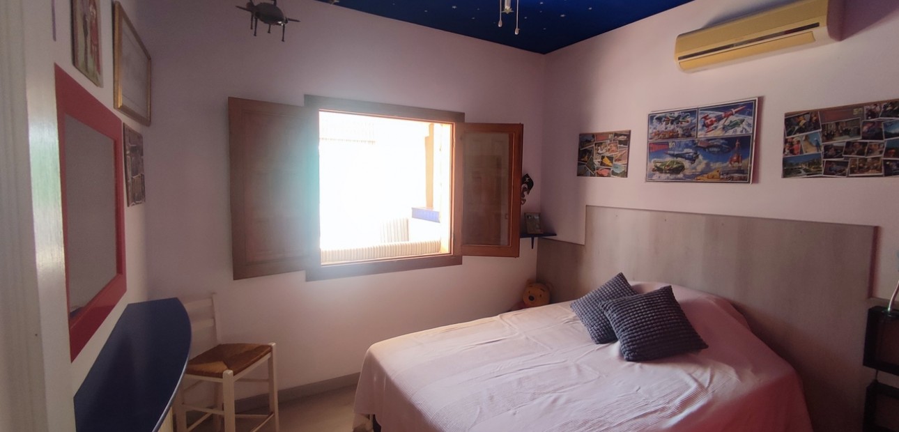 Herverkoop - Detached Villa -
Gea Y Truyols