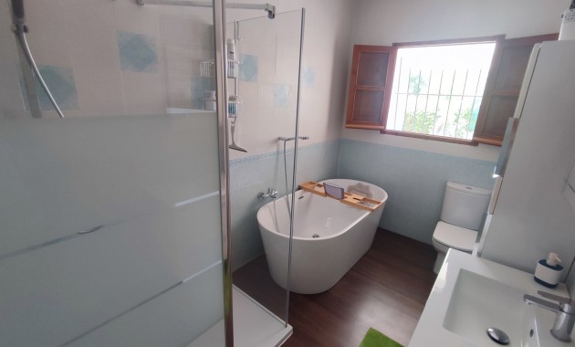 Herverkoop - Detached Villa -
Gea Y Truyols