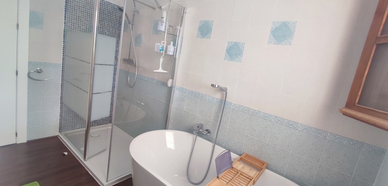 Herverkoop - Detached Villa -
Gea Y Truyols