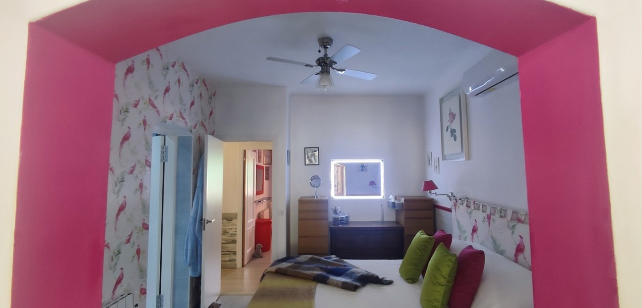 Herverkoop - Detached Villa -
Gea Y Truyols