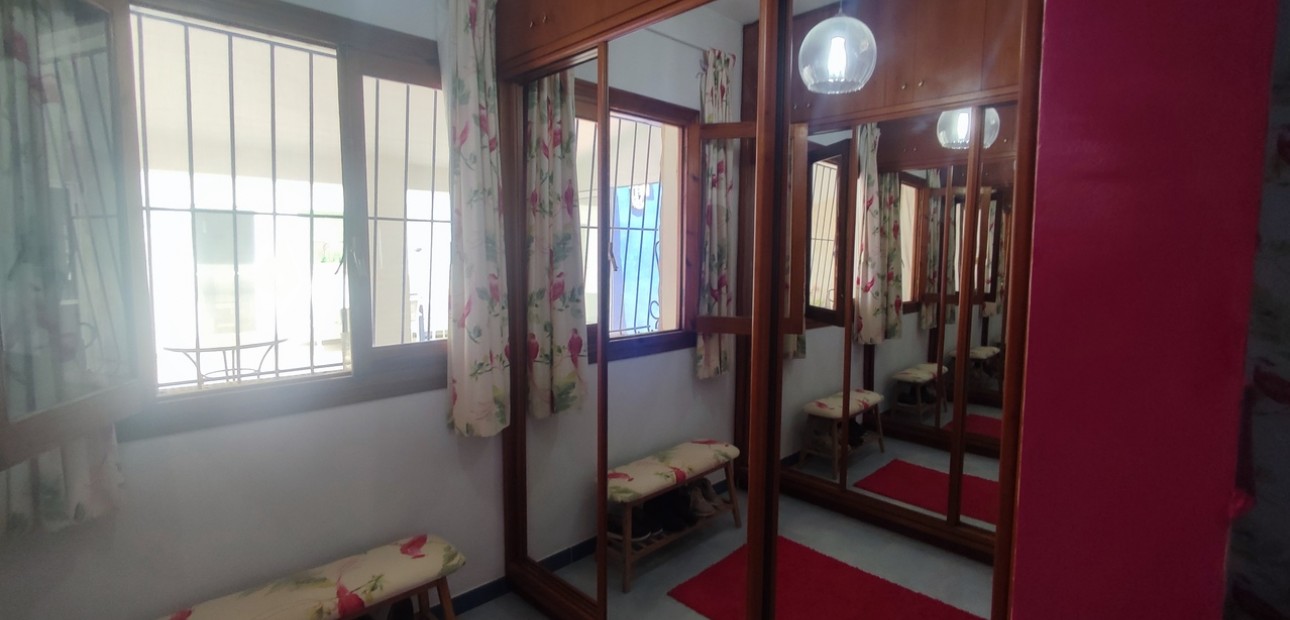 Herverkoop - Detached Villa -
Gea Y Truyols