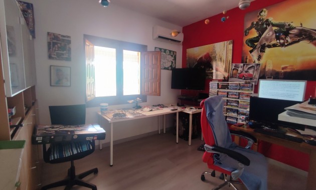 Herverkoop - Detached Villa -
Gea Y Truyols