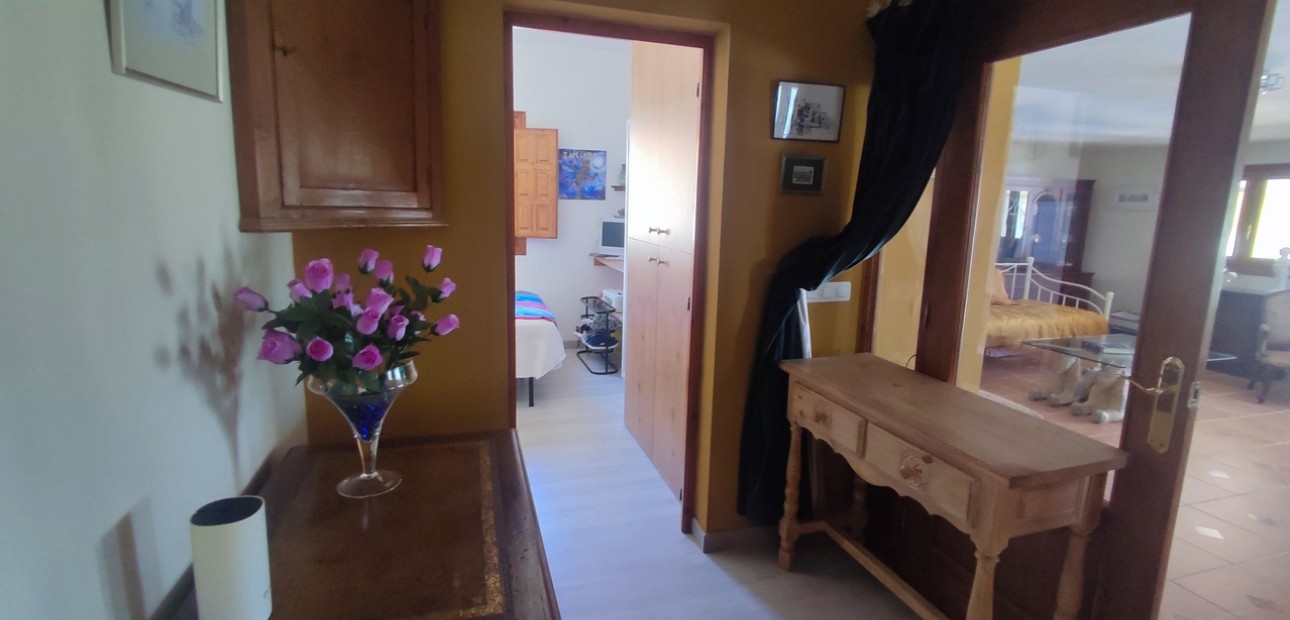 Herverkoop - Detached Villa -
Gea Y Truyols