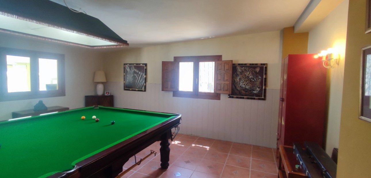 Herverkoop - Detached Villa -
Gea Y Truyols