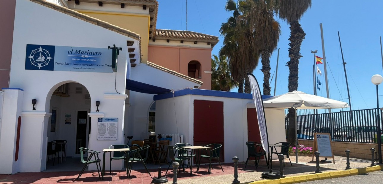 Venta - Commercial property -
Torrevieja - Puerto