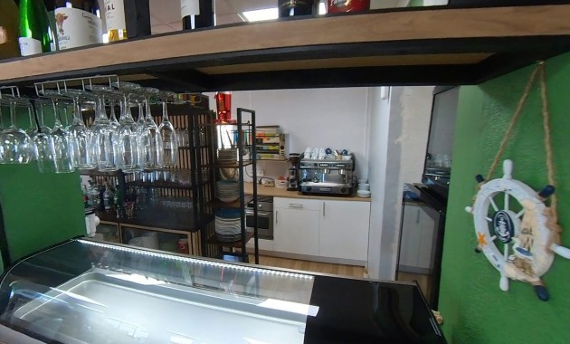 Venta - Commercial property -
Torrevieja - Puerto