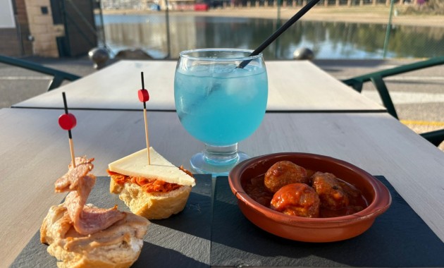 Venta - Commercial property -
Torrevieja - Puerto